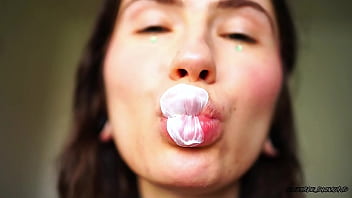 Sticky glossy bubblegum pop