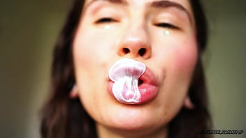 Sticky glossy bubblegum pop