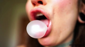 Sticky glossy bubblegum pop