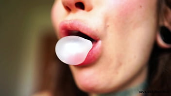 Sticky glossy bubblegum pop