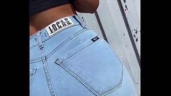 Amazing assess in tight denim comp3