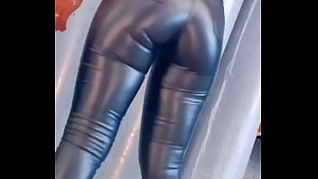 Amazing assess in tight denim comp3