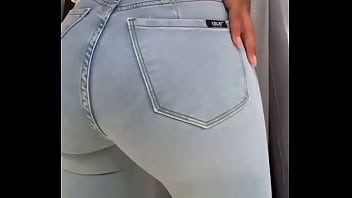 Amazing assess in tight denim comp3