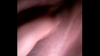 Prima de 20 se masturba y manda video