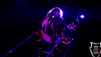 Savanna styles sticks rome major's long dick deep down her throat