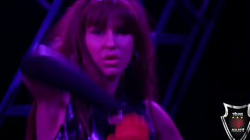 Savanna styles sticks rome major's long dick deep down her throat