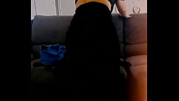 Cc mon chéri hummm tu me donne chaud attend me met en position voilà suis