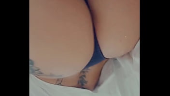 Bon mardi a tous je vous embrasse un petit chaud privée ça vous dit