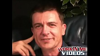 Older Amateur Plays With His Fat Dick thumbnail