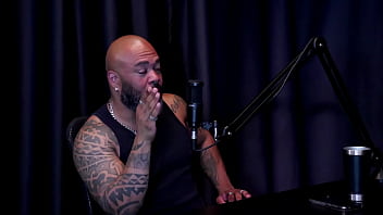 Começou recente com conteúdo pornô trabalhava com turismo fez uma dp e o cliente que queria um encontro agatha mama watch sheer red