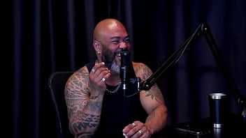 Começou recente com conteúdo pornô trabalhava com turismo fez uma dp e o cliente que queria um encontro agatha mama watch sheer red