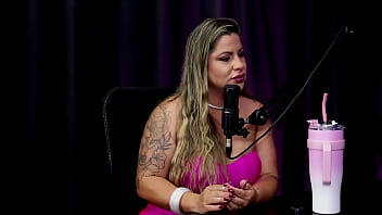 Anão usa vibrador na buceta da safada após dizer que ubiu na privada pra comer a mulher no banheiro não sabe se teria um relacionamento liberal começou com um casal pitoco watch sheer red