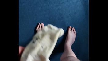 Big boy squirts in a sock