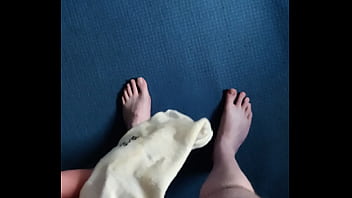 Big boy squirts in a sock