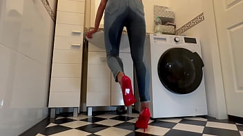 Wetting Extremely Jeans And Red Classic High Heels And Play With Pee thumbnail