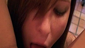 Teen eats asian pussy