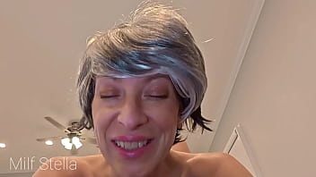 Mrs claus handles sleigh repair bill with her ass fucktacular e63 free video