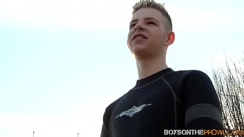 Slim Twinks Enjoy Threeway In A Van thumbnail