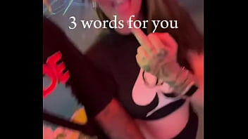 Don’t mind if i do #snowbunny #qos #pawg