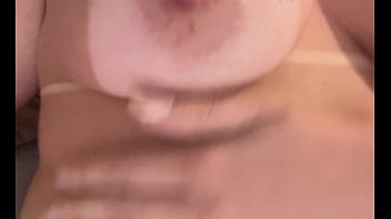 Safada amante se exibindo para o chefe