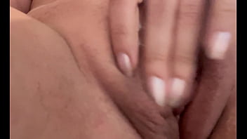 Safada amante se exibindo para o chefe