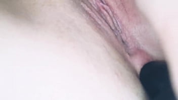 Raxet6 playing with her ass