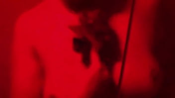 Venha gozar com essa cena muito gostosa veja a ruiva roberta gozando bem g