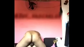 Comendo O Rabinho Dele thumbnail