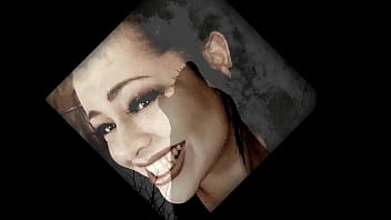 Brandes nobles shows her naked body