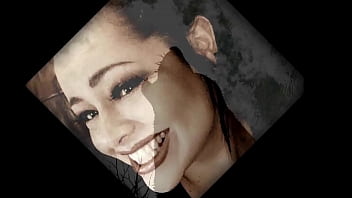 Brandes nobles shows her naked body