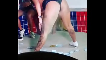 De recife para o mundo com seu cuzão