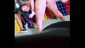 De recife para o mundo com seu cuzão