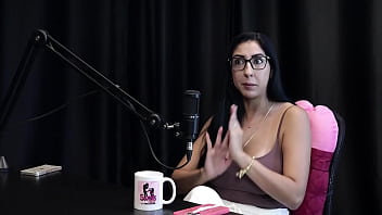 Sua live vazou no xvideos era desvalorizada no casamento deu dicas para quem quer iniciar e a vida pessoal fica reprimida renatinha melo watch sheer red