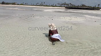 My girlfriend got me hard twerking her big ass