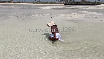 My girlfriend got me hard twerking her big ass