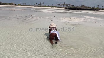 My girlfriend got me hard twerking her big ass