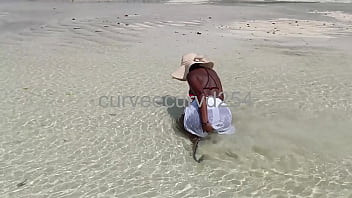 My girlfriend got me hard twerking her big ass