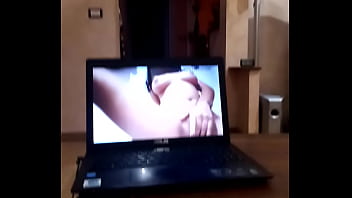 Masturbandomi avanti laureny8a