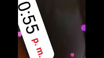 La pequeña culona valeria denuevo en tanga roja