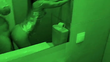 Nightclub hookup blonde bombshell gets it in the wc