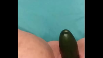 Bbw Fucks Herself thumbnail