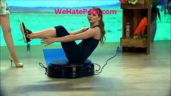 German babe jana hartmann shows panty oops on stage