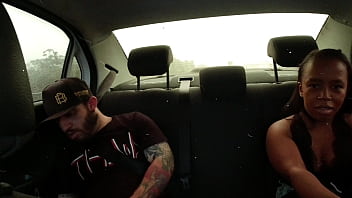 Anões na massagem tântrica risos e gozadas