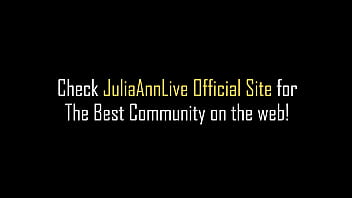 Pussy hungry gals julia ann and jessica jaymes dine on that wet twat