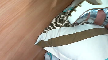 Morena perdição dando seu cusão