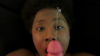 Licking qutie newbie babe deep rimjob & facial