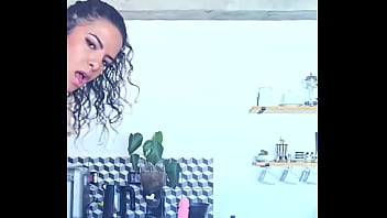 Se Eu Fosse Tua Namorada Ficaria Feliz Cmg Assim Na Sua Mesa thumbnail