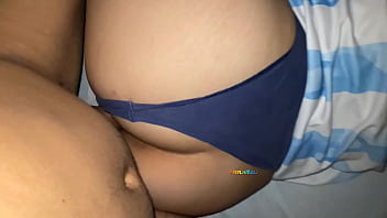 Encuentro A Mi Cuñada Descansando Y Me Confunde Con Su Pareja Al Final Se Deja Follar Y Acabo Dentro De Ella Casero Real Argentina thumbnail
