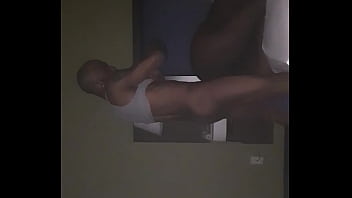 Helping her booty get bigger