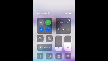 狭い膣内を小刻み指刺激しながらオナニーでピクンッとイキまくりました…